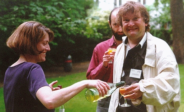 bncod15-1gif.gif - A glass of wine in a Bloomsbury garden at BNCOD 15